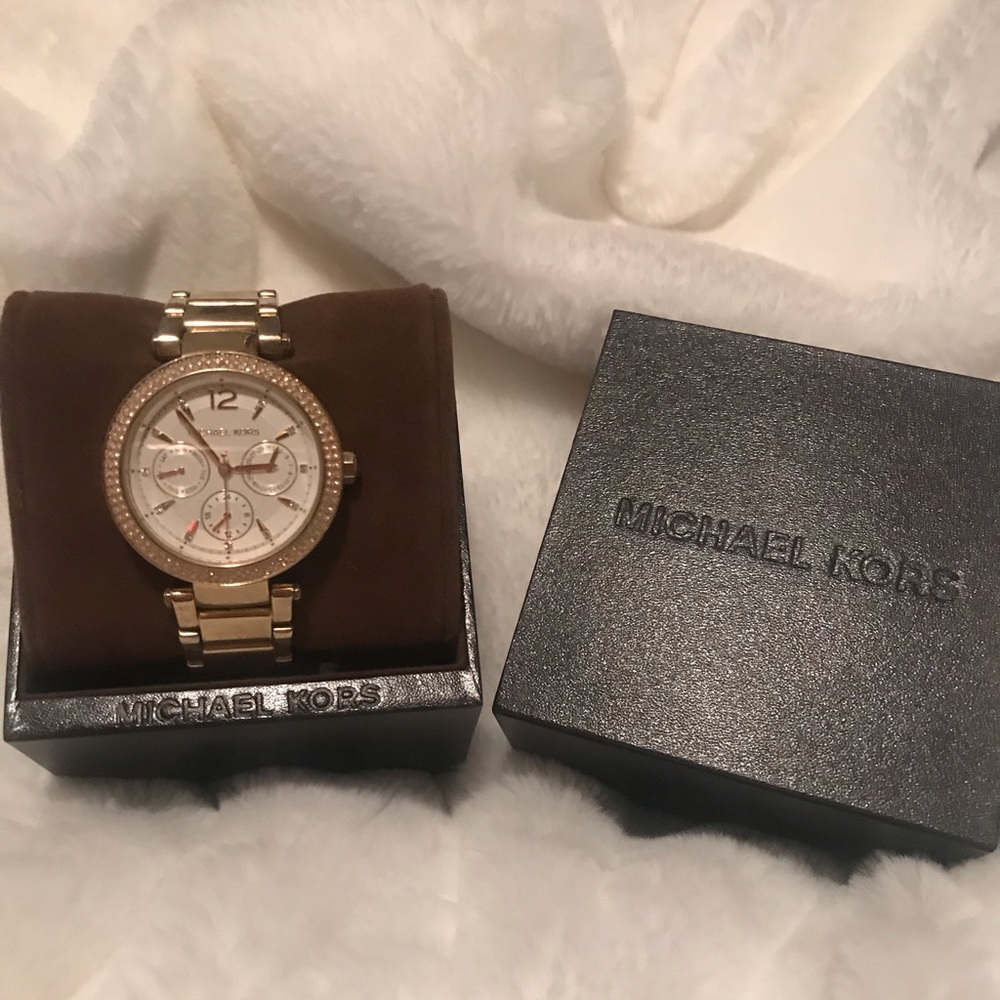 🌟 Michael Kors Gold Parker Watch 🌟